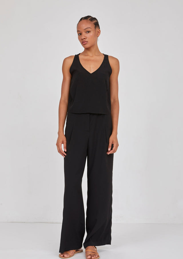 Wide-Legged Pleated Trousers