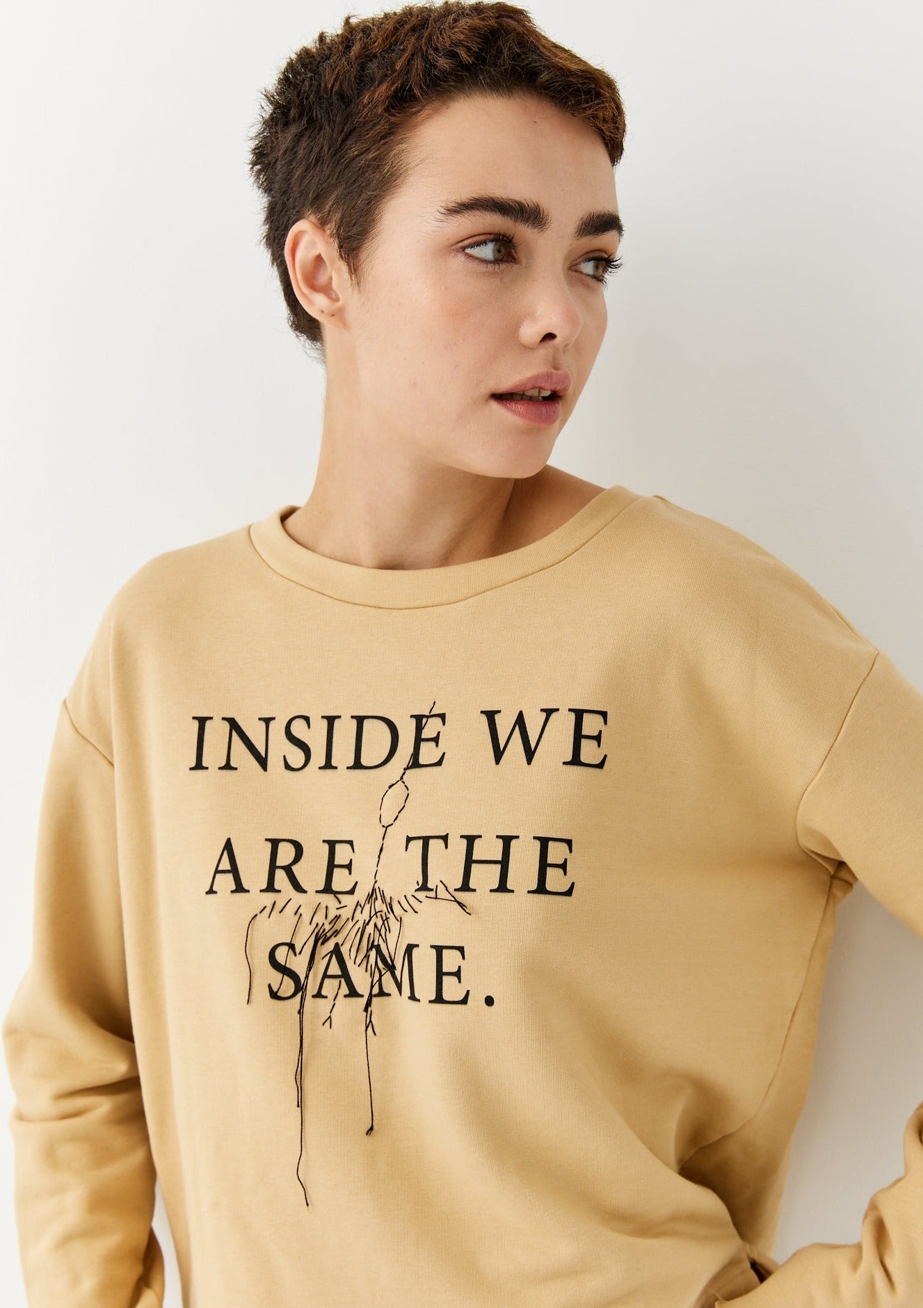 Short "Inside" Sweatshirt